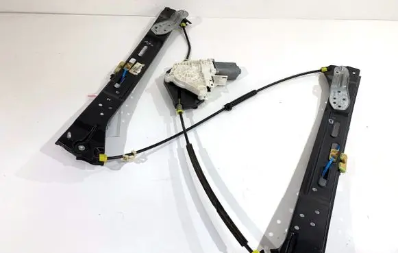 Seat Alhambra (Mk2) Front door window regulator with motor 8K0959802B