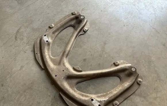 BMW M5 Rear underbody cover/under tray 2284341