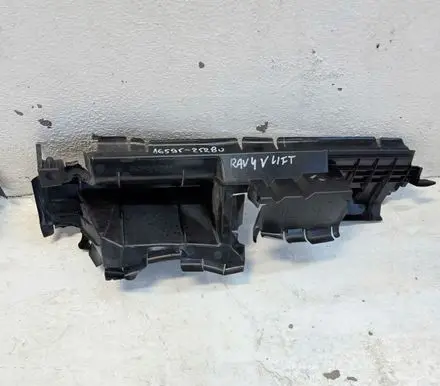 Toyota RAV 4 (XA50) Air micro filter air duct channel part 16595-25280