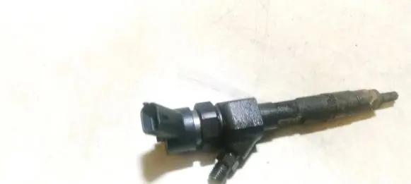 Mitsubishi Space Star Fuel injector 0445110021 7700111014