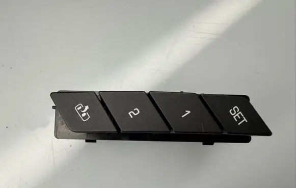 Cadillac CTS Seat memory switch 23103409