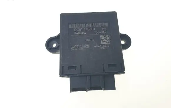Ford Fusion II Door control unit/module DG9T14B34AH DG9T14C068AD DG9T14F145AC