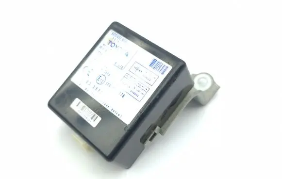Toyota Corolla Verso AR10 Door control unit/module 897410F010