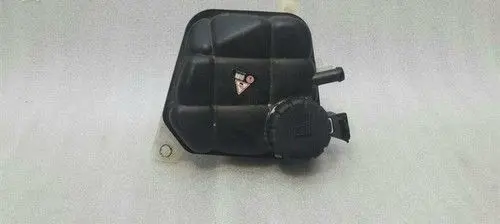 Mercedes-Benz GLE (W166 - C292) Coolant expansion tank/reservoir cap A1665000049