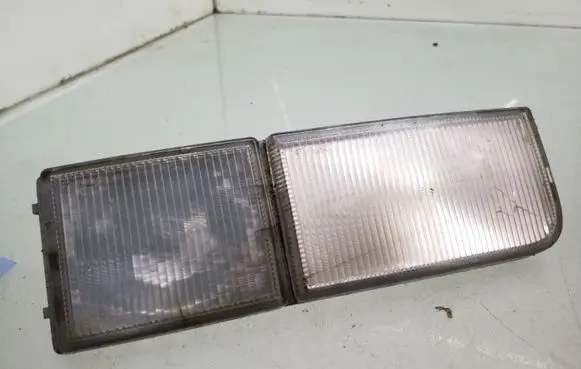 Volkswagen PASSAT B4 Front reflector 3A0941778