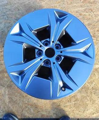 R16 alloy rim
