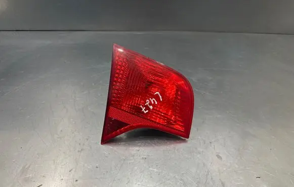 Audi A4 S4 B7 8E 8H Tailgate rear/tail lights 965038018 8067