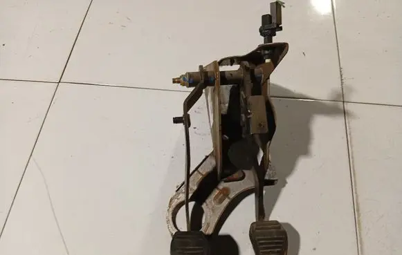 Brake pedal