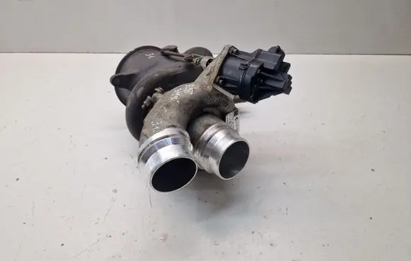 BMW X5 G05 Turbo 8679021 9700062 K6T55572