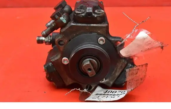 Opel Corsa D Fuel injection high pressure pump 55567370