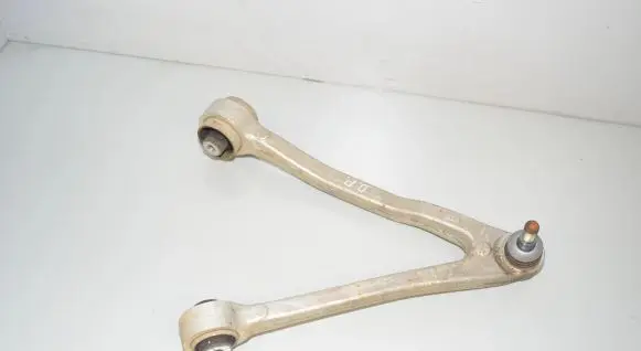 BMW i3 Front lower control arm/wishbone 6863740 31106863740