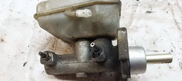 Honda Accord Master brake cylinder