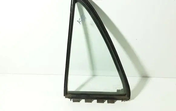 Toyota Corolla E120 E130 Rear vent window glass 43R00122 6818913090