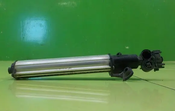 Volvo V60 Headlight washer pump 2761102522