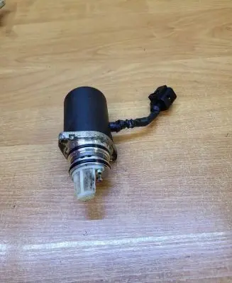 Volvo XC70 Rear gearbox reducer motor