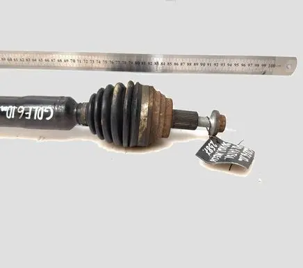 Volkswagen Golf VI Front driveshaft