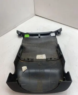 Skoda Octavia Mk3 (5E) Steering wheel column trim