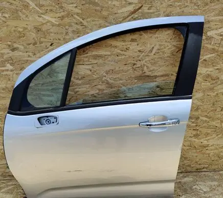 Citroen C3 Front door 