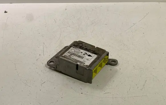 Nissan Primera Airbag control unit/module 0285001420