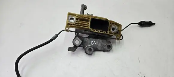 Vauxhall Astra K Engine mount bracket 39215290 203020857