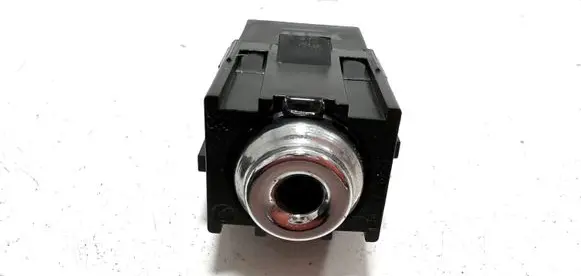 Peugeot 308 AUX in-socket connector 14115