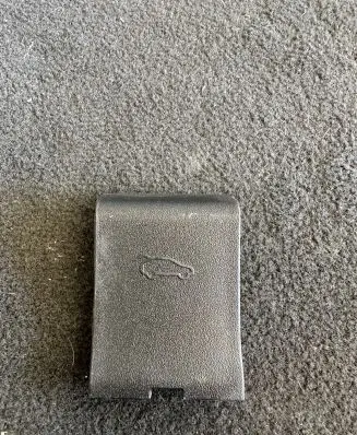 Audi A3 S3 8V Tailgate emergency lock open trim 8K9867747