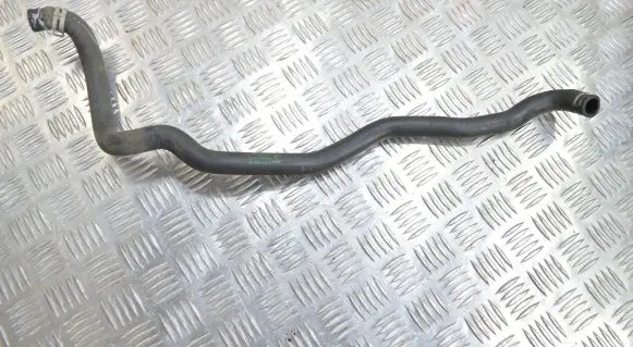 Coolant pipe/hose