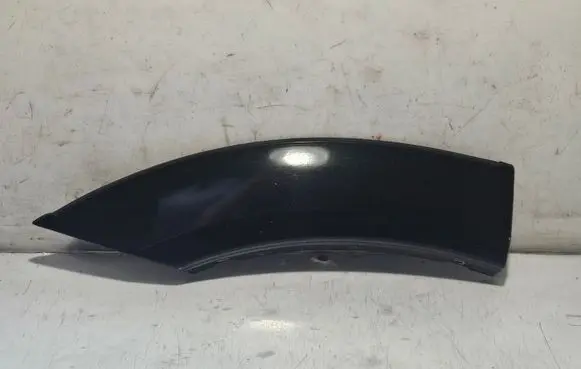 Mitsubishi Pajero Rear arch trim MR478750