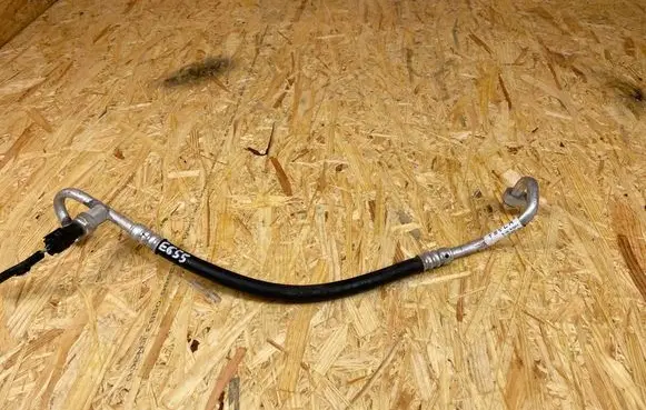 Air conditioning (A/C) pipe/hose