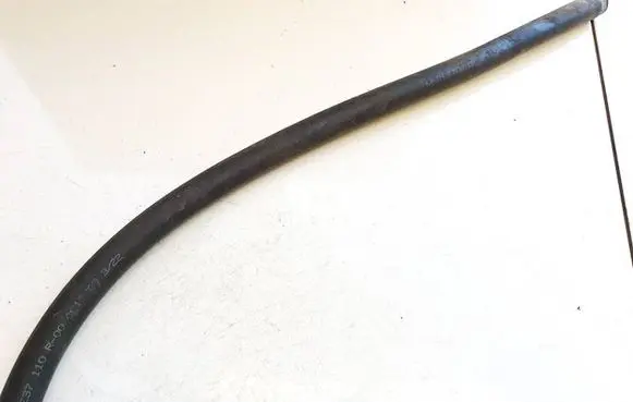 Mazda CX-7 Engine coolant pipe/hose