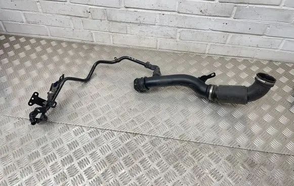 Land Rover Discovery 4 - LR4 Intercooler hose/pipe AH229F876BB 9X2Q6C661BB 9X2Q14C508AC