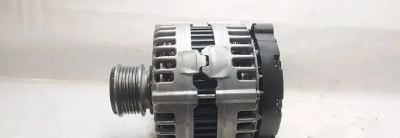 Volkswagen PASSAT B6 Generator/alternator 03L903023D 0121715071