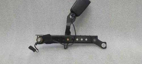 Mercedes-Benz S W221 Rear seatbelt buckle A2218601169