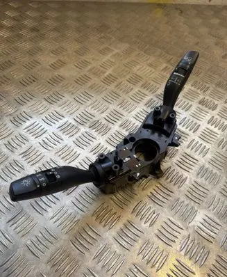 KIA Sportage Wiper turn signal indicator stalk/switch 
