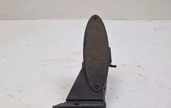 Mini Cooper Countryman R60 Accelerator throttle pedal 17548900