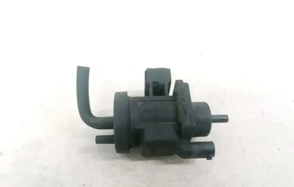 Mercedes-Benz C W203 Turbo solenoid valve A0005450427