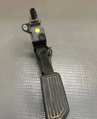 Toyota Auris E180 Accelerator throttle pedal 781100W040 15203C 13334071987