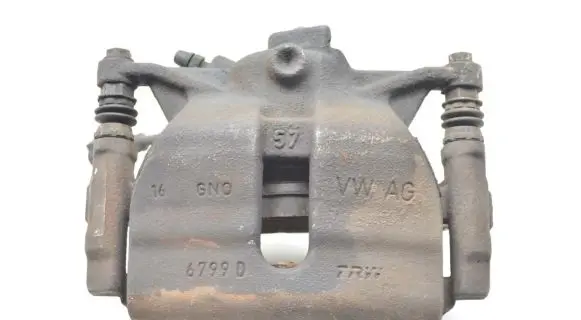 Volkswagen PASSAT B8 Front brake caliper 8V0615124D