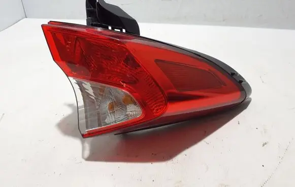 Toyota C-HR I Rear/tail lights 81560F4010