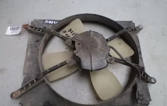 Toyota Camry Electric radiator cooling fan