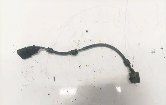 Volkswagen Golf IV Crankshaft position sensor 9805940