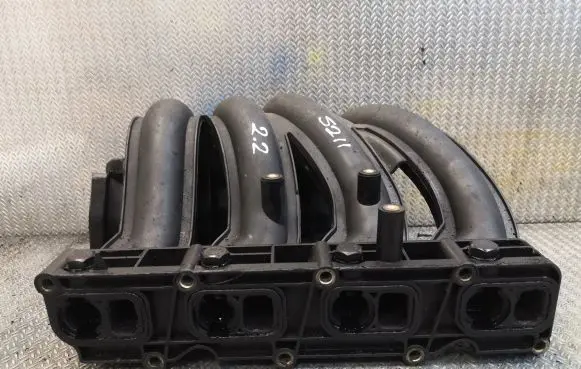 Mercedes-Benz E W211 Intake manifold 6110903537