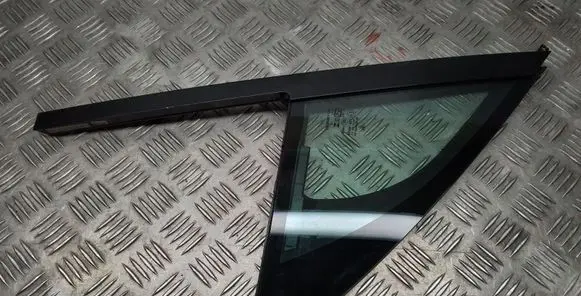 Porsche Macan (95B) Front triangle window/glass 95B845114J