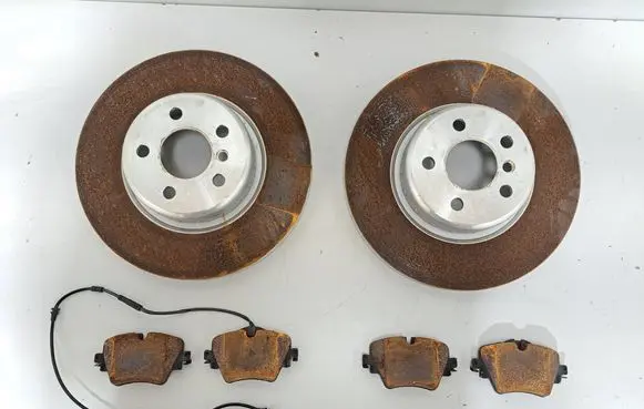 BMW X3 G01 Front brake disc 6880072 6870351