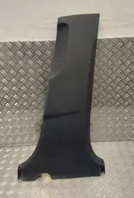 (B) pillar trim (bottom)