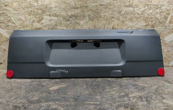 Trunk door license plate light bar