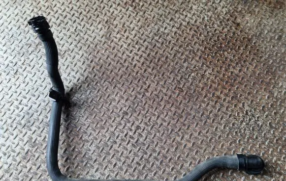 Opel Grandland X Engine coolant pipe/hose