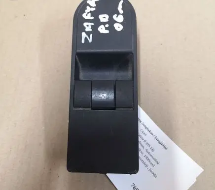 Opel Zafira B Electric window control switch 13197132
