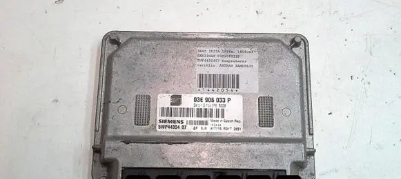 Seat Ibiza III (6L) Engine control unit/module 03E906033P