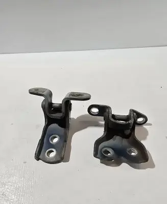 Toyota Hilux (AN10, AN20, AN30) Front door hinge set 